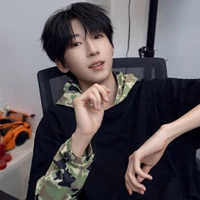 Dương Bác Văn-hắn