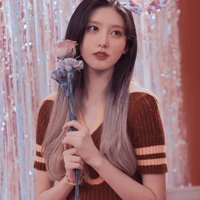 Kim Giai Ất(Gaeul)