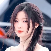 Giả Bính Hạnh Sa (học sinh)