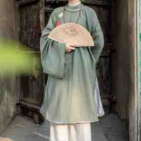 Nguyễn Thị Trúc(chị Quang Anh)