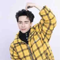 Lê quang hùng 