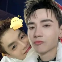 tynk (con nhỏ hay tị tư)