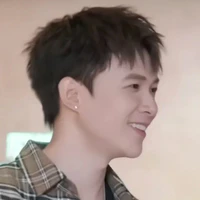 anh tus