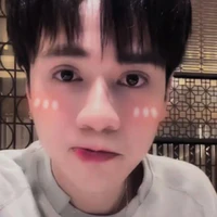 Hùng- thế giới 1