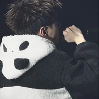 Hùng- thế giới 1