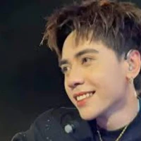Quang Hùng