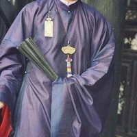Bố anh