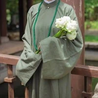 Mẹ anh