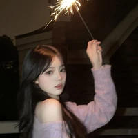 Tạ Tuyền Khánh Ngọc ( Azul )