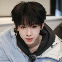 Dương Bác Văn_hắn