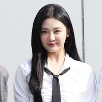 Ningning(em)