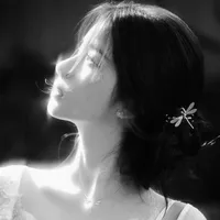 Đường Diệu Linh Trang