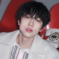 Nhiếp Vĩ Thần