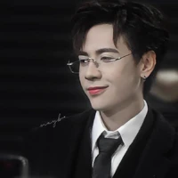 Quang Hùng 