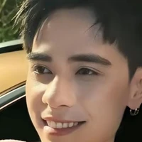 hùng