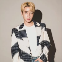 Trần Phong Hào( Nicky)