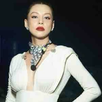 bùi lan hương (mẹ cô và em và hh)