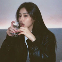 Kang Hyewon