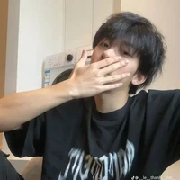 Trần Thế Hùng( ba nu9)