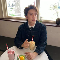 Phong Hào-Nicky