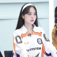 Nguyễn Kiều Anh(chị 4)