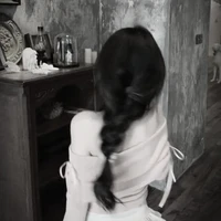 Chu San San - bạn thân Duy