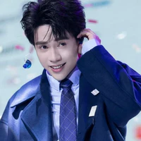Quang Hùng