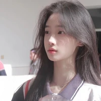 Lê Hạ Thư(nu8)