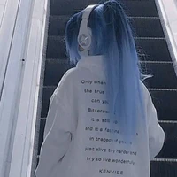 Bảo bình nữ-Lauzin