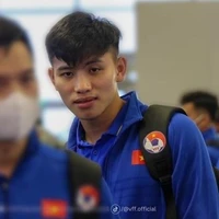 B.Hoàng Việt Anh