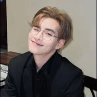 Huỳnh Hoàng Hùng ( Hùng Huỳnh)