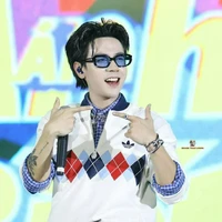 All top ( trừ ai thì trừ)