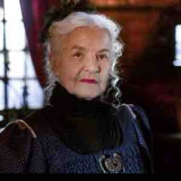 Dame Elina