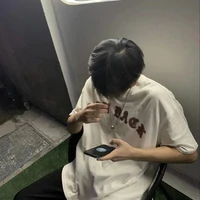 Đ.Duy(etrai cô)