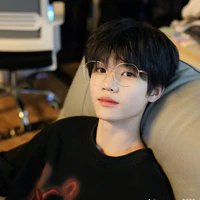 lý gia sâm ( anh)