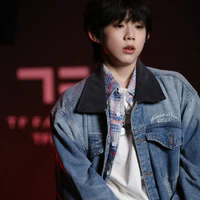 Chen YiHeng [ Jonathan - Hằng Hằng]