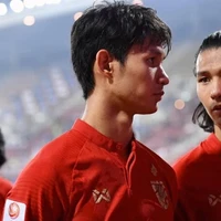 Thitathorn- Thitavee