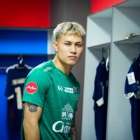 Suphanan - Nan (Sói trắng)