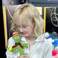 Kim MinJeong ( nàng )