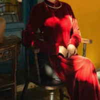 Kim Hoa — Vợ quan