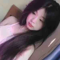 Em gái mưa