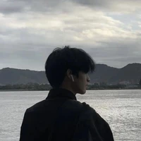Ô Duy Khánh- ba Mặc