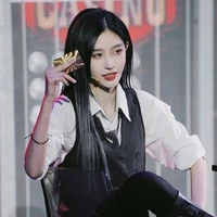 Vương Dịch //Cô//