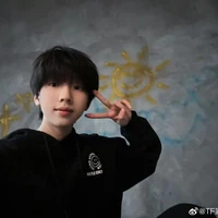 Nhiếp Vĩ Thần