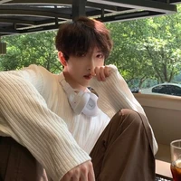 Hầu Dịch Phong ( Quản lí Hy)