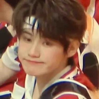 Chân Bảo khả ái lòng em><