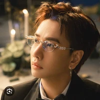 Hoàng Kim Long( Lou Hoàng)