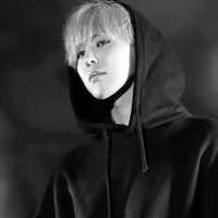 Kwon Jiyong [ G-Dragon ]