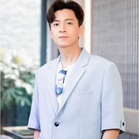 Ngô Kiến Huy(anh trai Thúy Ngân)