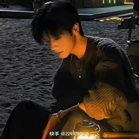Mộ Dung Nhân Mã